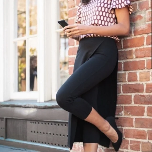 Betabrand leggings with skirt - Picture 1 of 7